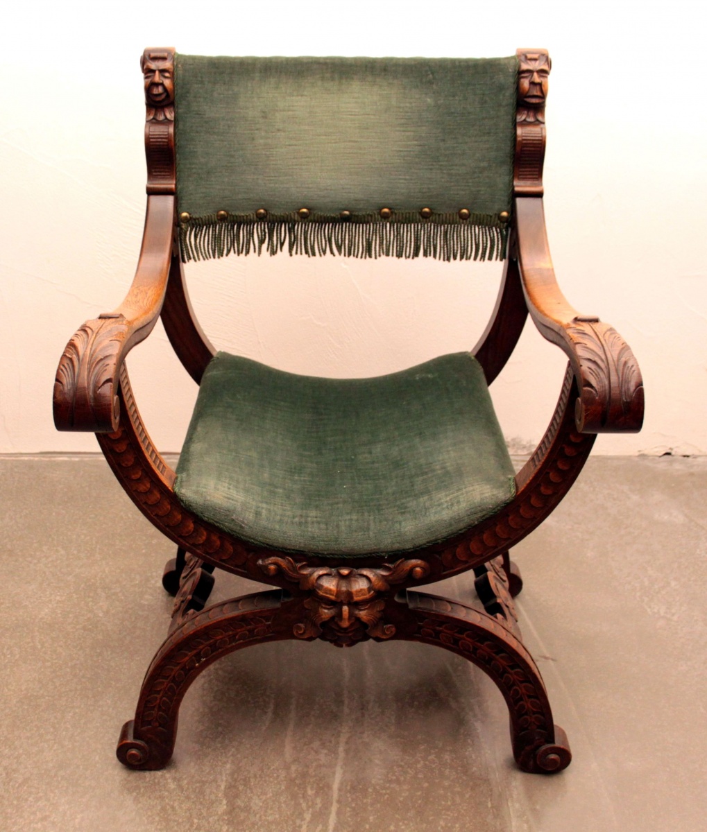 Кресло курульное, Западная Европа, вторая половина 19 века, Дуб, резьба
